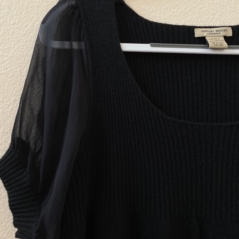 Vertical Design Cashmere Tunic - Picture 3 of 6